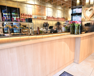 spiegelwand_stehcafe_HBH_8956